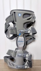 Ovation Medical Game Changer Premium Universal OA RIGHT Knee Brace