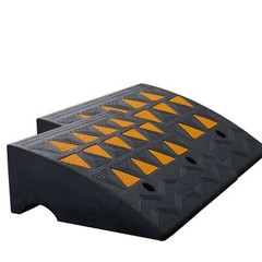 2-Pack 6″ Rubber Curb Ramps 15T/33069LB Capacity Heavy Duty Driveway Ramps