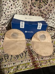 CONVATEC 421681 1 3/4” Sur-Fit Natura Closed-End Pouch*NEW* Sealed 30 Per Box