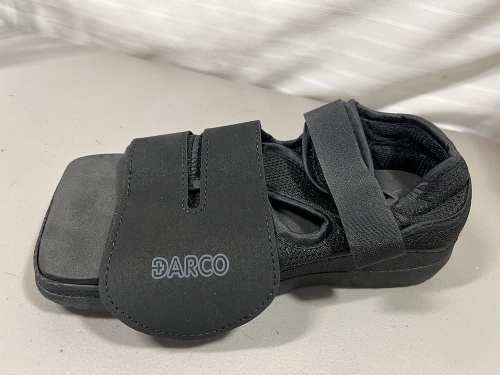 NEW DARCO Women’s SMALL Square Toe Black Medical Surgical 9.75” Shoe-MQW1B