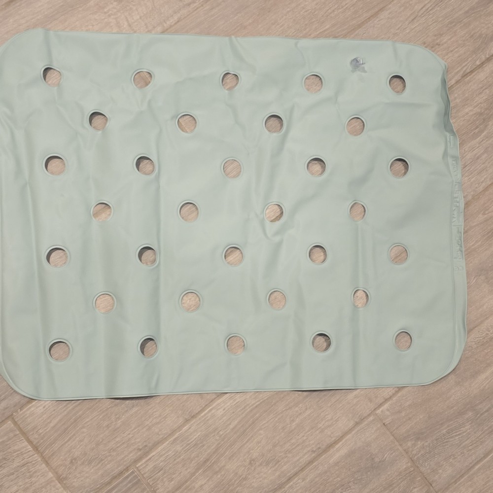 Light Green Ventilated Lightweight Seat Cushion