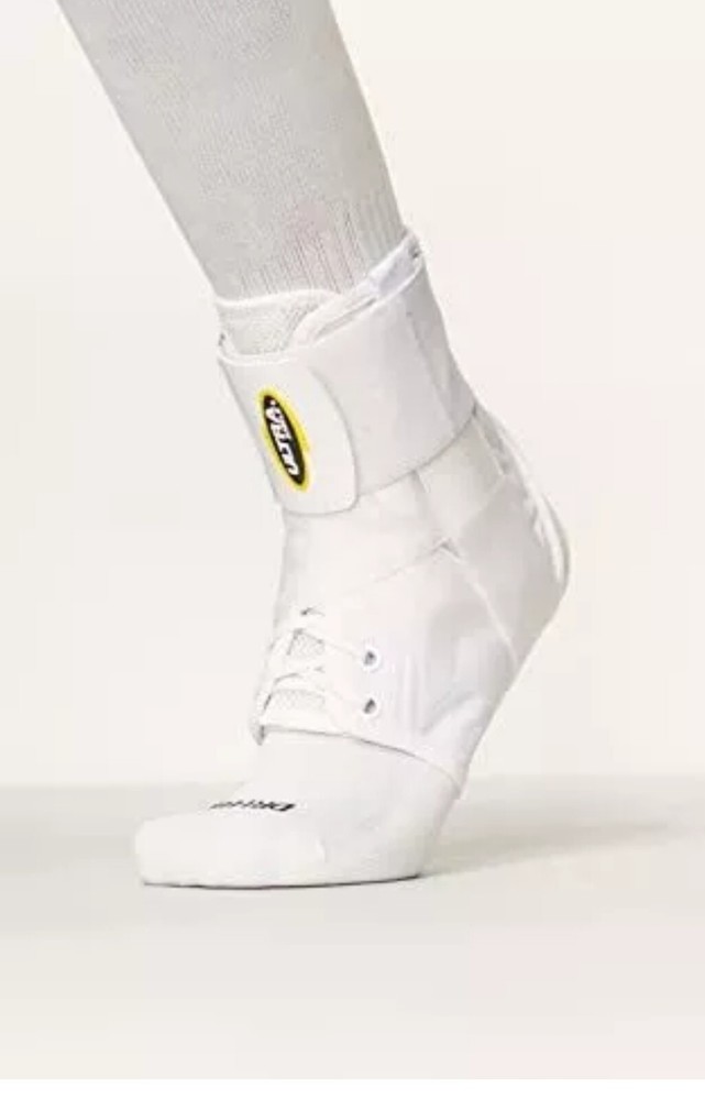 Ultra 360® Lace-Up Adjustable Ankle Brace – For Ankle Stabilization MEDIUM White
