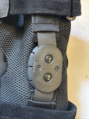 Breg Short Runner Wrap Around Hinged Air Mesh Knee Brace Size Medium