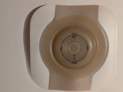 #11703 HOLLISTER CERA PLUS SKIN BARRIER, SOFT CONVEX W/TAPE. EXP. 2031