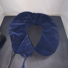 Adjustable Inflatable Cervical Neck Traction Device Navy Blue Orthopedic Support
