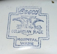 Vintage 1940s Cesco Columbian Made White Porcelain Enamel Metal Basin Tray