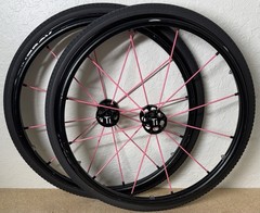 Spinergy Pr1mo Orion Wheelchair Wheels 24 Inch – Pink Spokes TI Quick Release