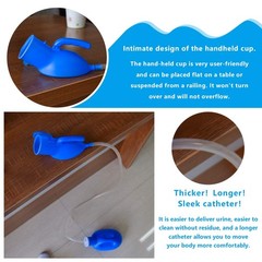 2000ml Portable Urinal for Men, Large Capacity Bedside Urinal with Lid & Tubi…