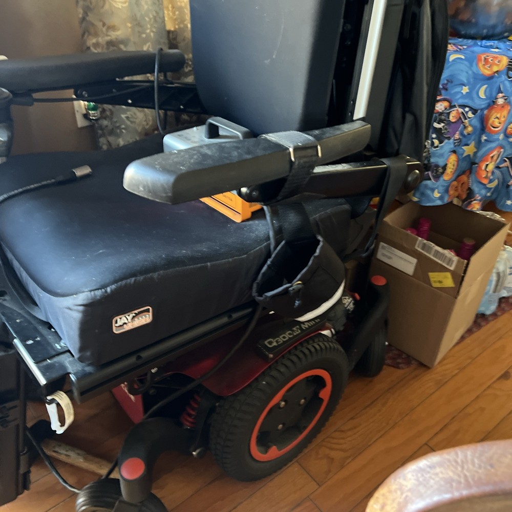 quicke q300m mini wheelchair electric