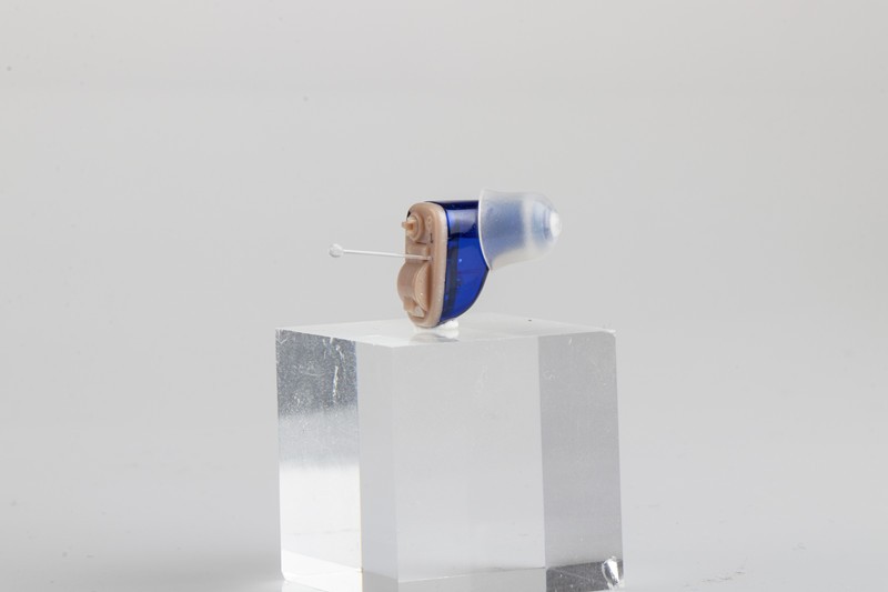 Mini Ear Hearing Aids Sound Voice Enhancer Amplifier Battery Power Left Right