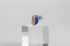 Mini Ear Hearing Aids Sound Voice Enhancer Amplifier Battery Power Left Right