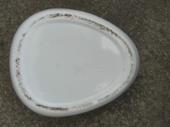 Vintage Enamelware White Bedpan. Queen Columbian Made. Excellent condition