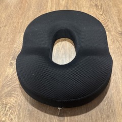 Donut Pillow Seat Cushion – Sciatica Prostate Tailbone Hemorrhoid Chair