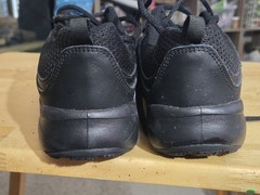 Women’s Slip-Resistant Walking Shoe Size 10 – Therafit brand
