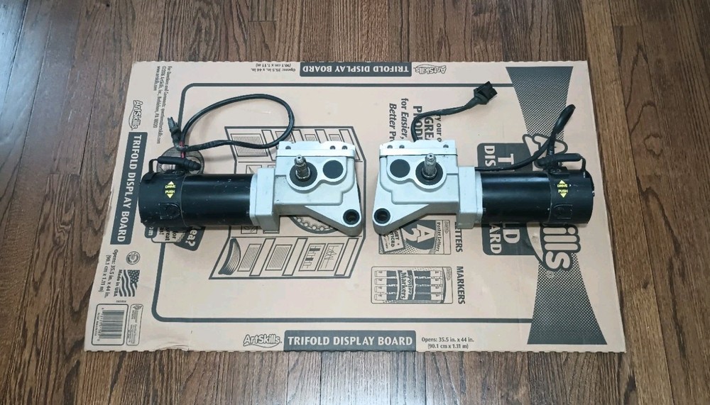 INVACARE TDX SP MOTORS 1141688 Power Wheelchair L & R ** UNTESTED **