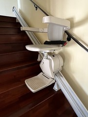 Bruno SRE-3050 Electric Stairlift Foldable Armrest 300 lb Straight Indoor