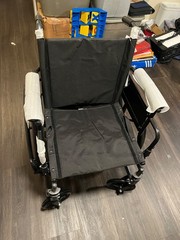 Drive Medical SSP118FA-SF Sport Wheelchair