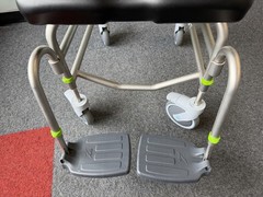 RAZ-AP Rolling Shower Chair Commode Chair w/ Brakes- 407 lb Capacity MINT* #L127