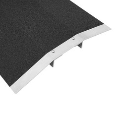 Aluminum Wheelchair Threshold Ramp 31.5 × 15.75 In Non-Slip Portable 300kg