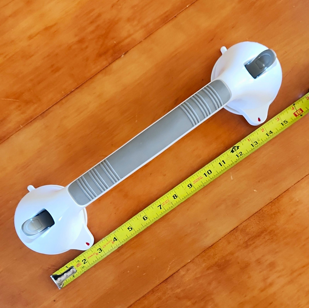 Suction Cup Grab Bar Handle Non-Slip White/Gray Plastic Rubber total length 17″.