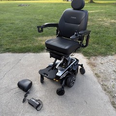Pride Mobility Jazzy Air 2 Elevating Seat Powerchair