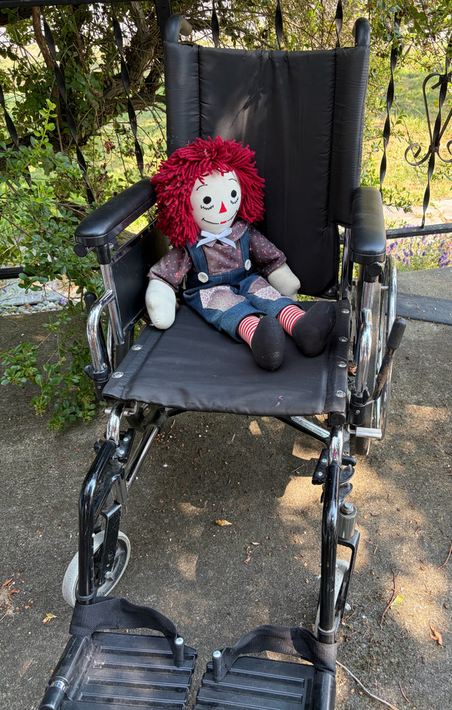 Invicare 9000 XT Manual Wheelchair