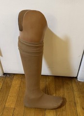 Womens Below The Knee Prosthetic Right Leg & Foot Pre-owned Free Shipping (8.5)