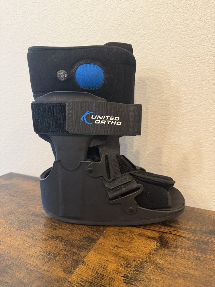 Small United Ortho Short Air Cam Walker Fracture Foot Boot Fits Left or Right