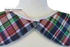 Extra Wide Adult Bib with Waterproof Vinyl Backing and Snap Closure – „22 X“32