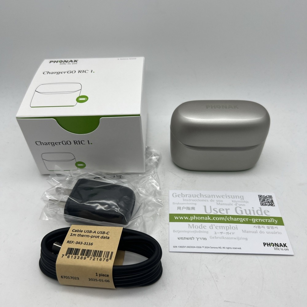 Phonak ChargerGo RIC Infinio. Comes with Power Cord & Wall Adaptor. New In Box.