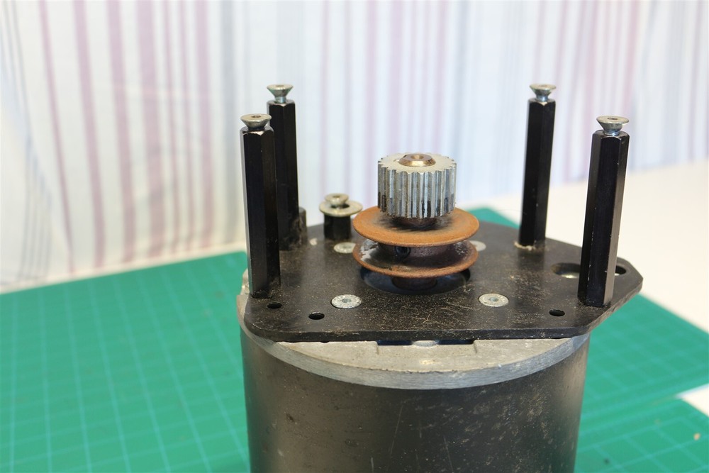 Green side drive motor for a 21st Century Scientific Inc Bounder Plus Off-Road P
