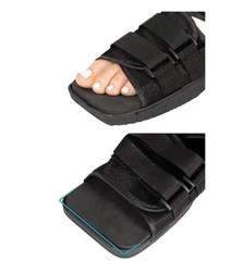 BraceAbility Closed Toe Medical Shoe Lightweight Post-Surgical, W-6.5-8,Kids 5-6