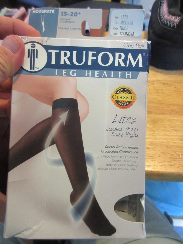 Truform Sheer Compression Stockings, 15-20 mmHg, Knee High, NUDE, MEDIUM