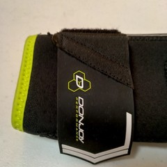 Don Joy Performance Stabalizing Knee Sleeve Small Black Green Neoprene 2 Strap