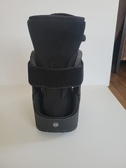 NEW United Ortho (S) Short Air Cam Walker Fracture Boot Fits Left or Right Black