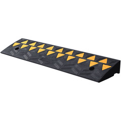 3.7in Rise 10×39.4in Rubber Curb Ramp 15T Heavy Duty Adjustable for Vehicles