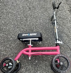 KneeRover Steerable Knee Scooter Knee Walker Crutch Alternative in HOT PINK