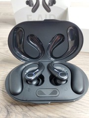 Royal Hearing F-AID Ear-Hook Hearing Aid Black Wireless Bluetooth Rechargeable