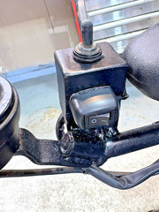 ROAD WARRIOR 4 WHEEL DRIVE ALL TERRAIN POWER CHAIR – GOES WHERE OTHERS CAN’T