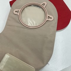 Hollister 18184 New Image Two Piece Lock n‘ Roll Drainable Pouch 10/BX Exp 2030