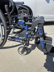MINT* UPGRADED* Quickie 2 – 17″x19″ Folding Wheelchair Used 17″ x 19″ New ?
