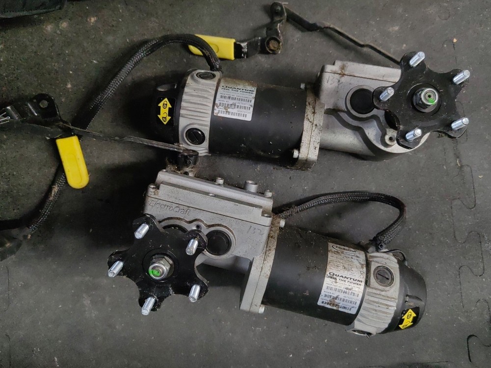 Right & Left Motors for Quantum Q6 Edge Powerchair -DRVASMB2223-DRVASMB224