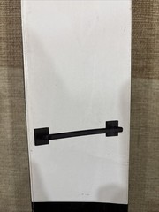 DELTA Angular Modern Grab Bar 41924-BL 24 inch Grab Bar in Matte BLACK Finnish