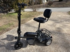 Three Wheels Foldable Electric Mobility Scooter 300W 8Ah All-Terrain Ultra-Light