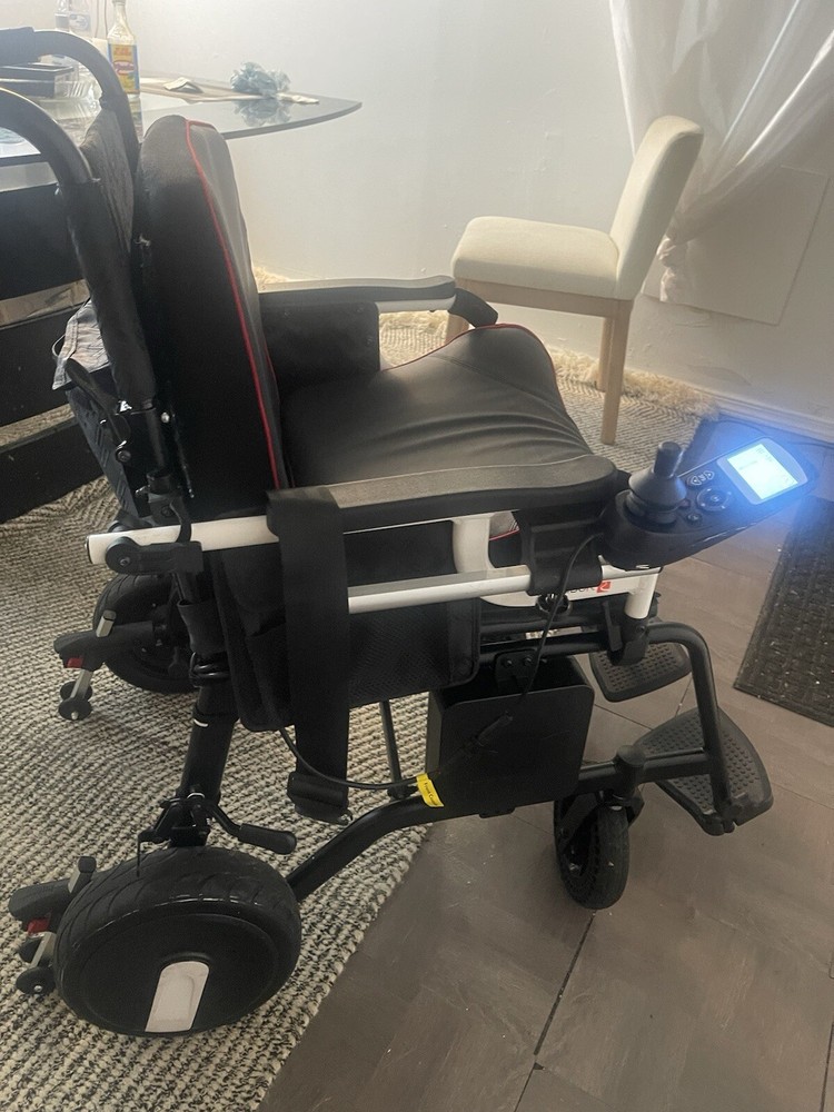 Silla de ruedas eléctrica- marca Rubicon