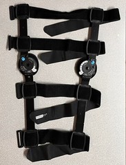 FULL FOAM OSSUR FORM FIT Post-Op Knee Brace Small 902 BRACES & 4 PADS 22.25 Inch