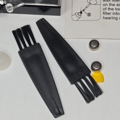 TWO MINI IN EAR CIC HEARING AMPLIFIER LEFT/RIGHT EAR 3 SMART PROGRAMS TESTED