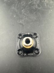 Prosthetic 4 hole pyramid prosthetic plate adapter component