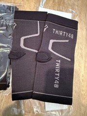 2 Pairs THIRTY48 – Ankle Compression Socks Black Unisex Medium Plantar Fasciitis