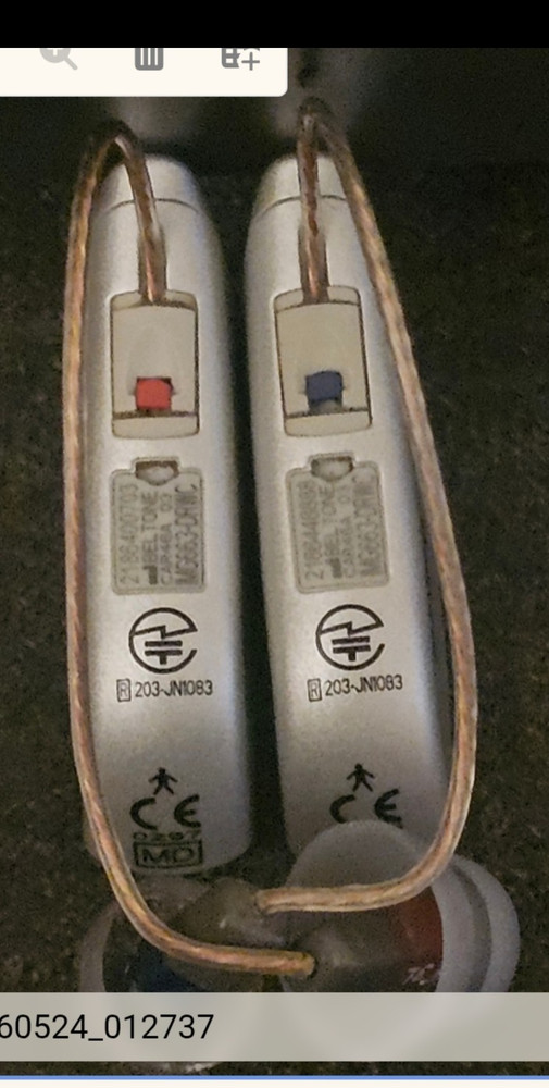 Beltone BTE Hearing Aid Pair for Both Ears Silver Replaceable Battery 203-JN083